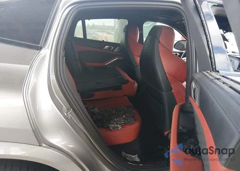 2021 BMW X6 M z USA, uszkodzony, nr VIN 5YMCY0C04M9H09432